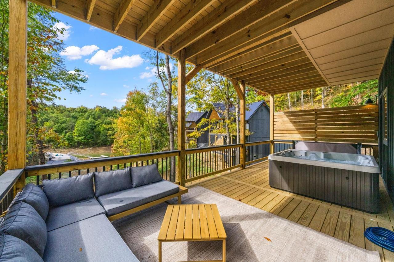 Cozy Cove Retreat W Lake View Hot Tub Firepit داندريج المظهر الخارجي الصورة